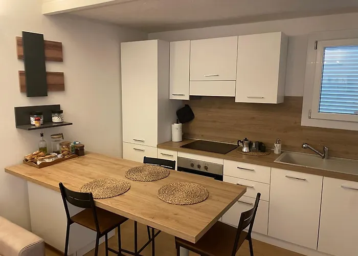 Semesterbostad Casina *